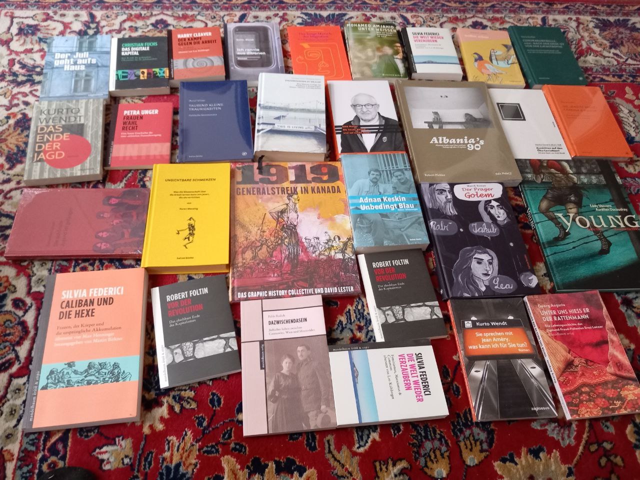 Büchermarkt und Lesung zugunsten von SOS Balkanroute
